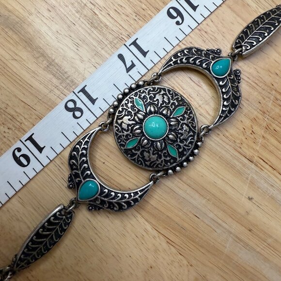 Lucky Brand Silver-Tone Bracelet With Turquoise Accents & Toggle Clasp - Picture 8 of 9